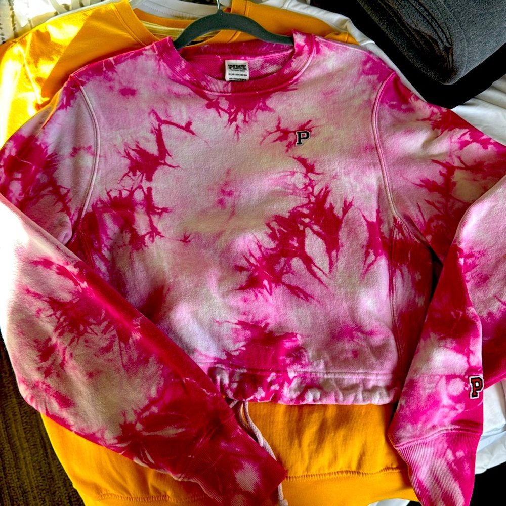PINK SWEATSHIRT CROP TOP